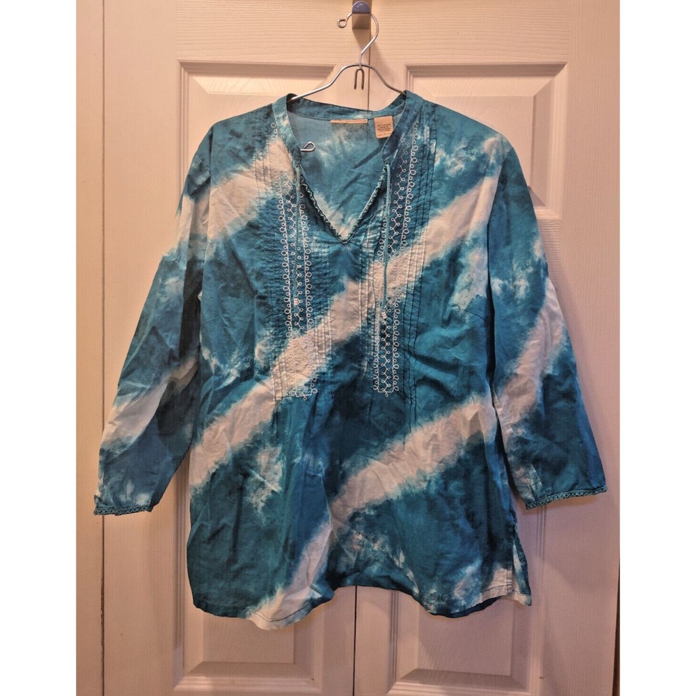 Art and Soul - Boho Tunic Large 3/4 Sleeve Tie-Die Turquoise/White Smocked Front